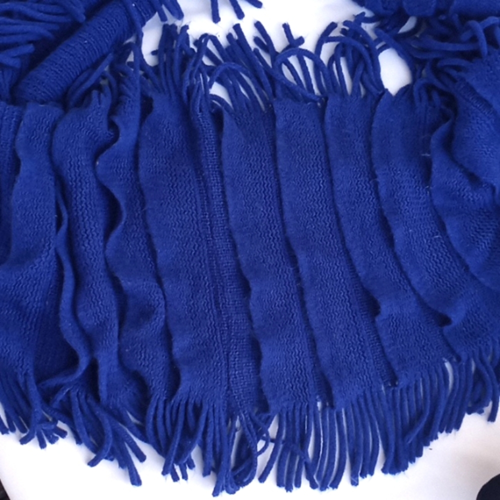 Knit Infinity Scarf - Picture 3 of 4